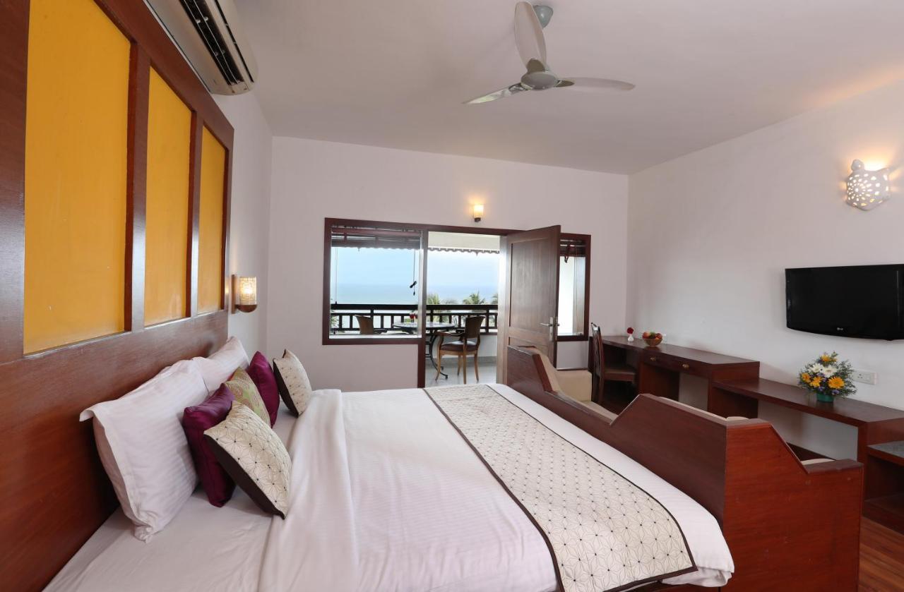 Getaway Beach Resort Kovalam Exterior foto